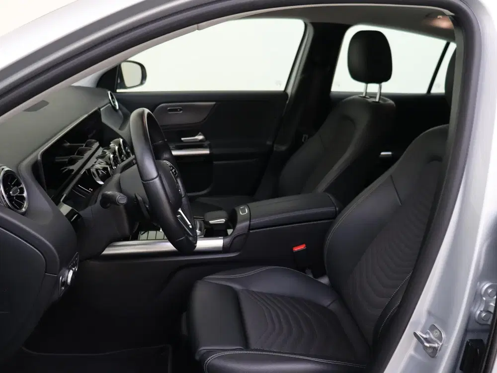 Mercedes-Benz GLA 250 e Luxury Line uit 2023, foto 3