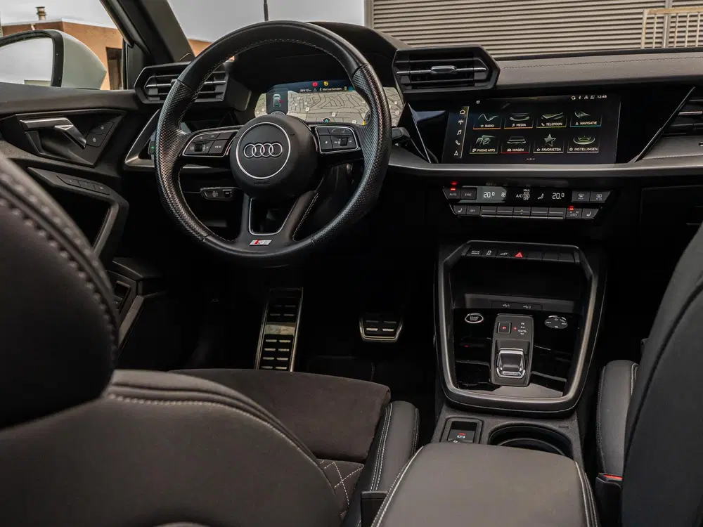 Audi A3 40 TFSI e S Line Pano VirtCP Keyless Memor uit 2021, foto 12