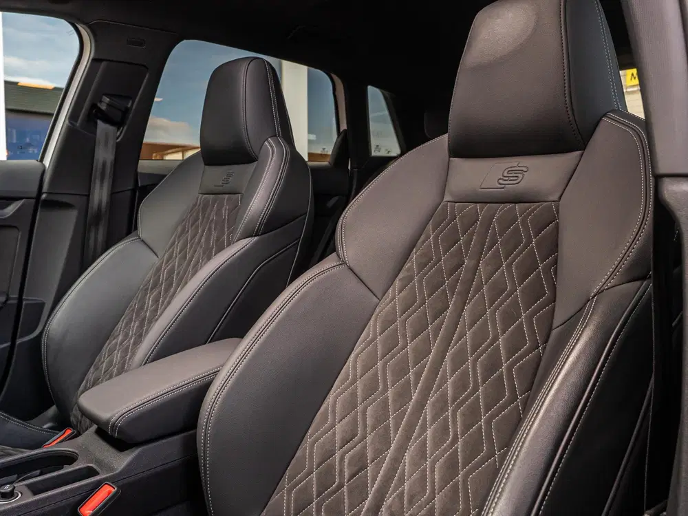 Audi A3 40 TFSI e S Line Pano VirtCP Keyless Memor uit 2021, foto 2