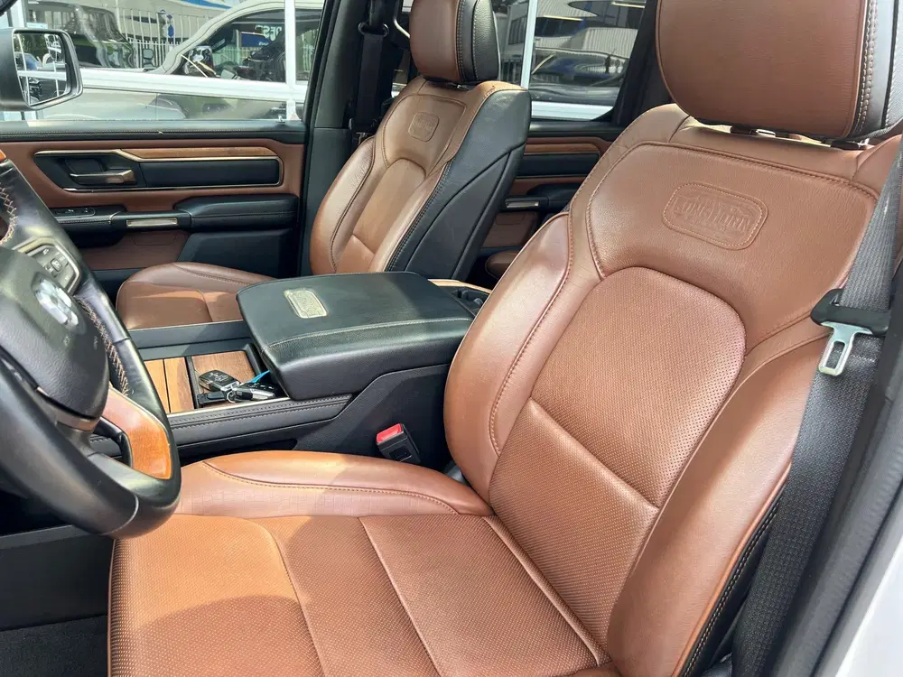 Dodge RAM 5.7 V8 4x4 Crew Cab Longhorn uit 2024, foto 11