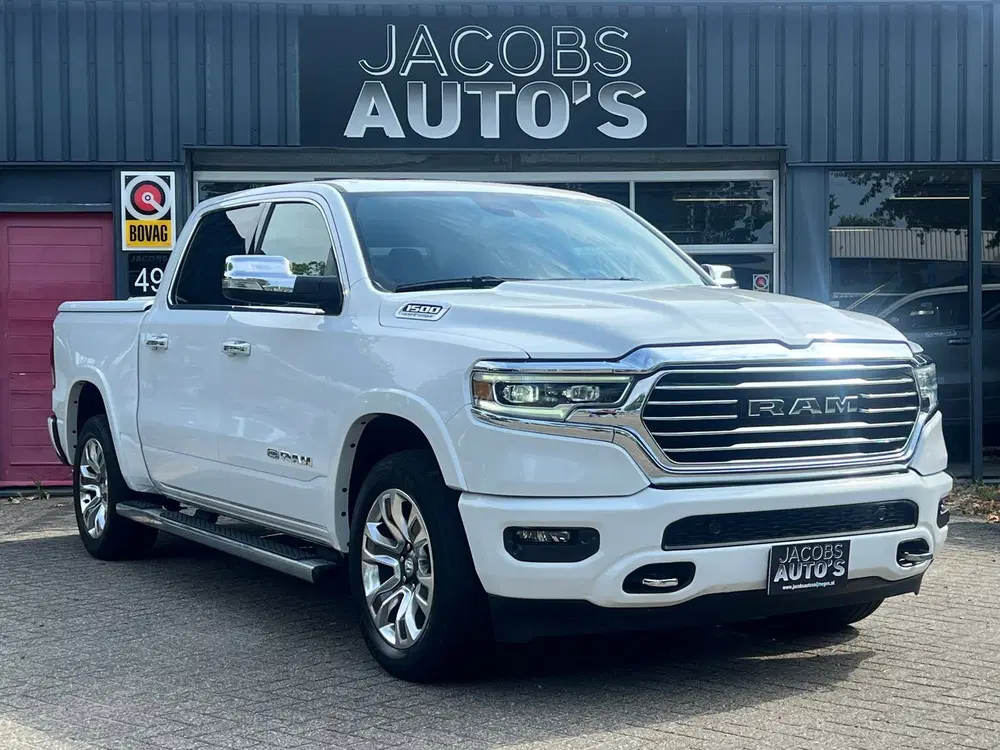 Dodge RAM 5.7 V8 4x4 Crew Cab Longhorn uit 2024, foto 3