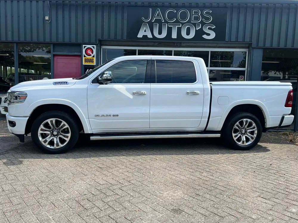 Dodge RAM 5.7 V8 4x4 Crew Cab Longhorn uit 2024, foto 9