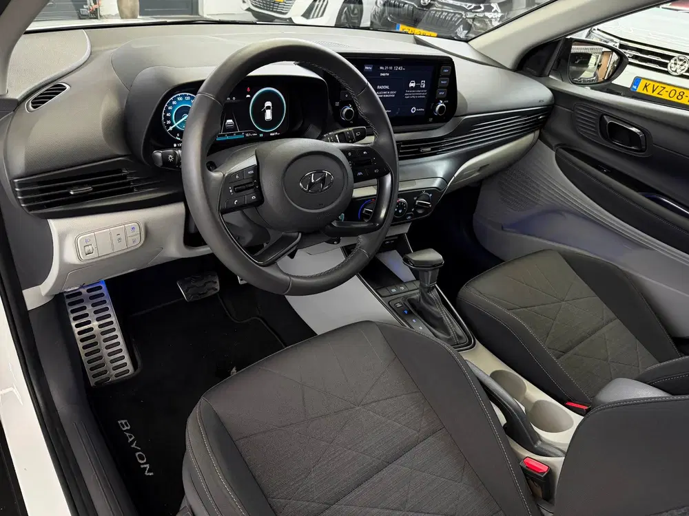 Hyundai BAYON 1.0 T-GDI Comfort Camera CarPlay uit 2024, foto 3
