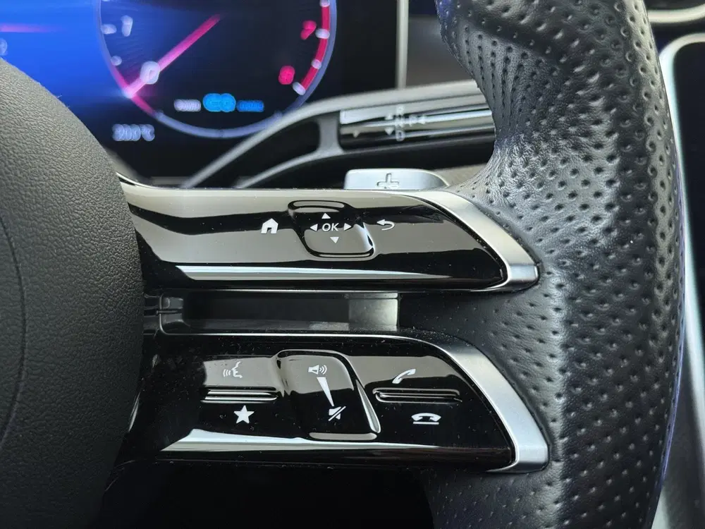 Mercedes-Benz C-Klasse 180 AMG Line uit 2022, foto 14