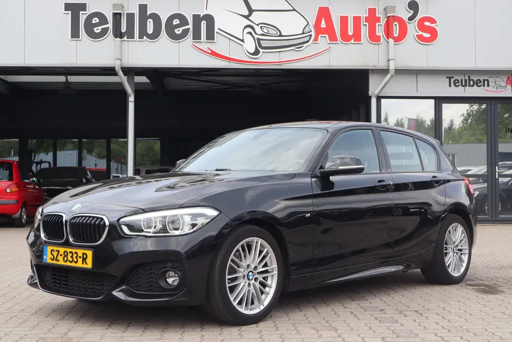 BMW 1-serie 118i Corporate Lease Executive uit 2019