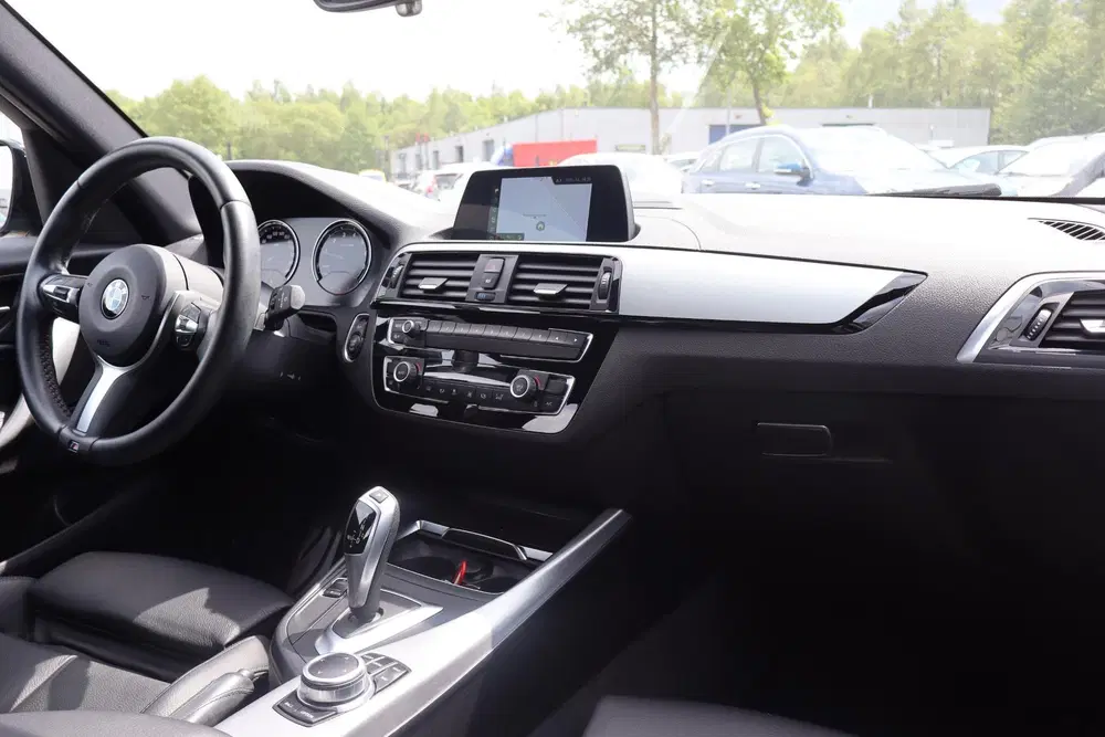 BMW 1-serie 118i Corporate Lease Executive uit 2019, foto 3