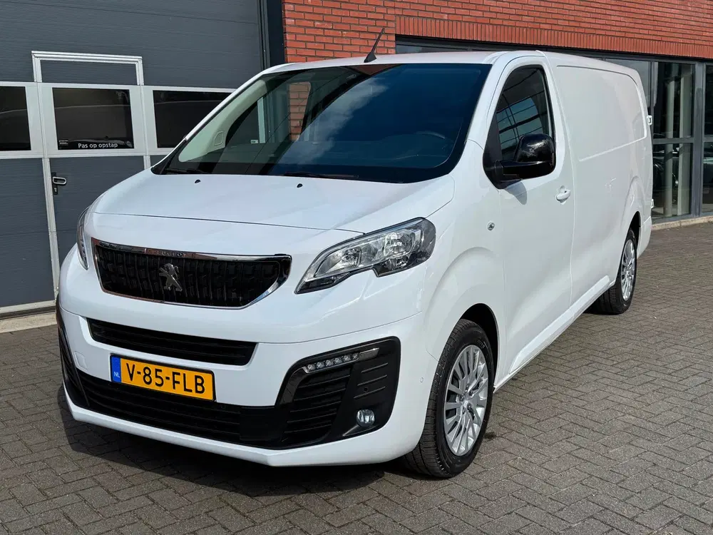 Peugeot Expert 2.0 BlueHDI 145 S&S L3 Cruise Navi Camera uit 2024, foto 2