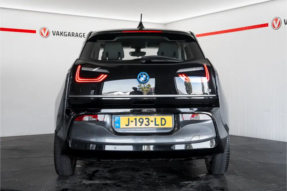 BMW i3 Executive Edition 120Ah uit 2020, foto 10
