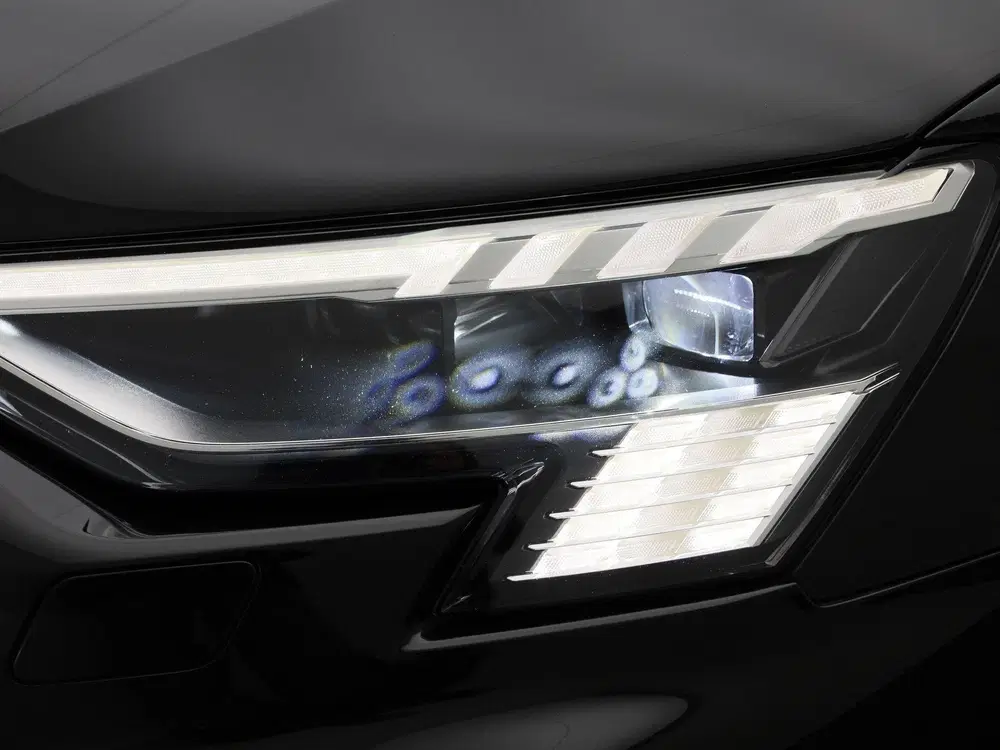 Audi A3 35 TFSI S edition uit 2021, foto 14