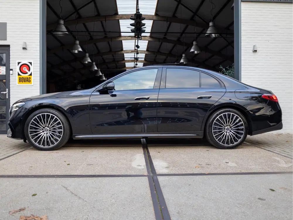 Mercedes-Benz E-Klasse 300 e AMG Line VOL *Luchtvering uit 2024, foto 8