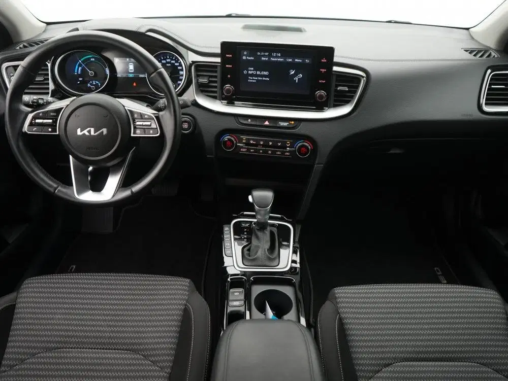 Kia Ceed 1.6 GDi PHEV DynamicLine uit 2025, foto 3