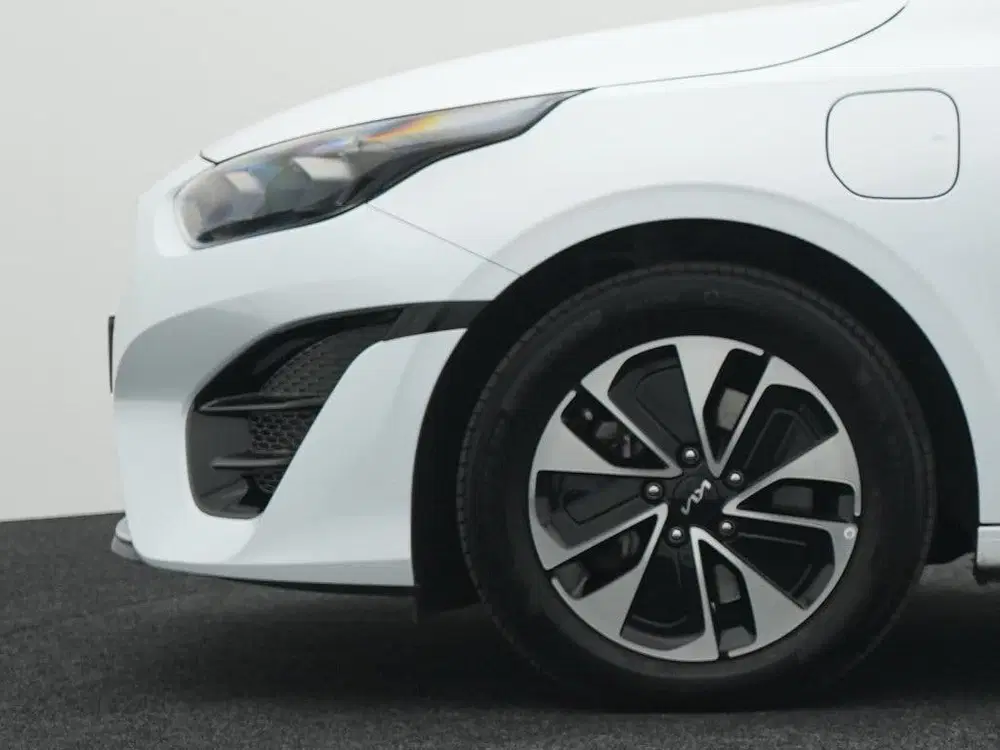 Kia Ceed 1.6 GDi PHEV DynamicLine uit 2025, foto 7