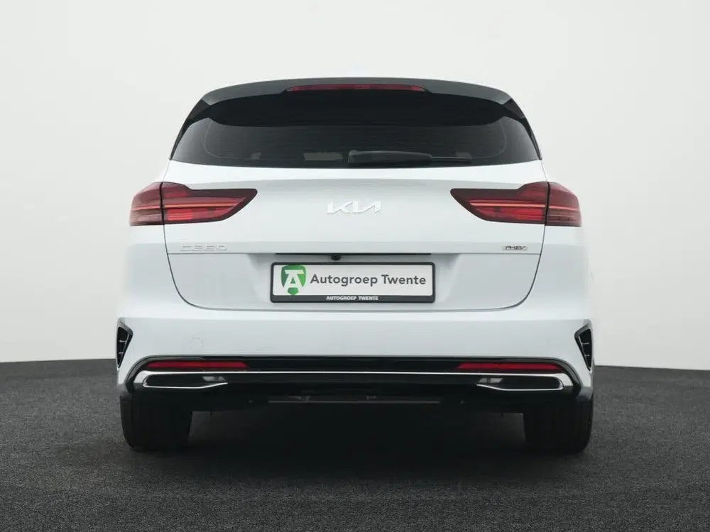 Kia Ceed 1.6 GDi PHEV DynamicLine uit 2025, foto 9