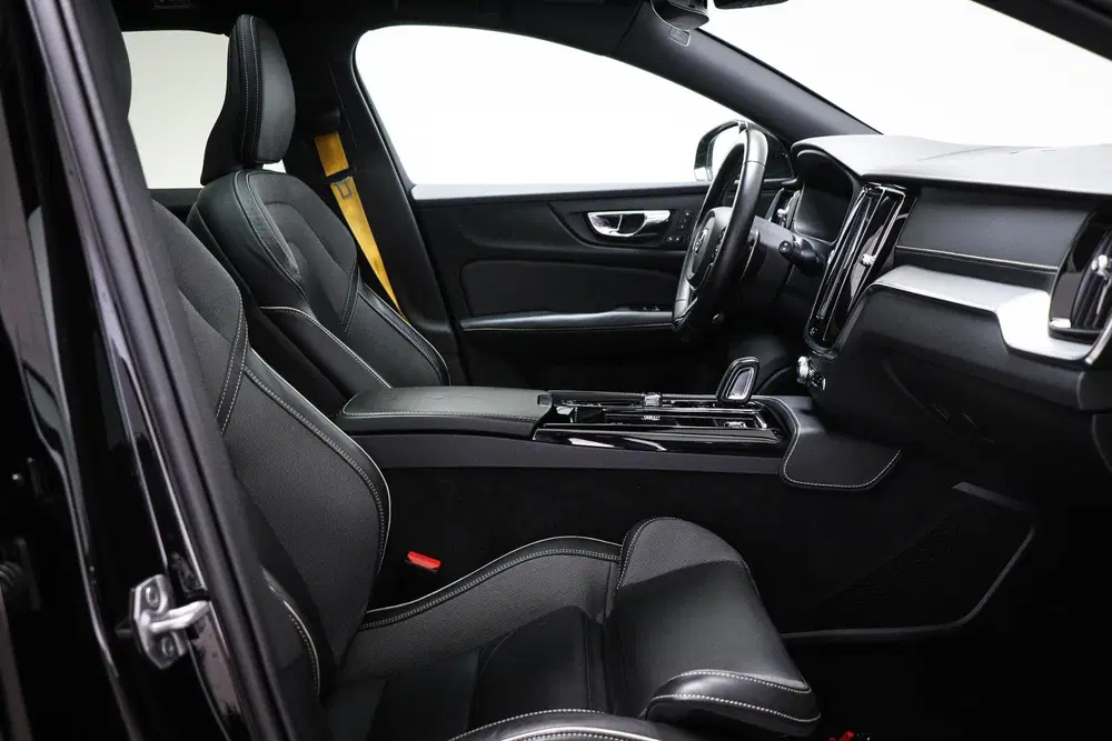 Volvo V60 2.0 T8 Twin Engine AWD Polestar Engineered uit 2020, foto 4
