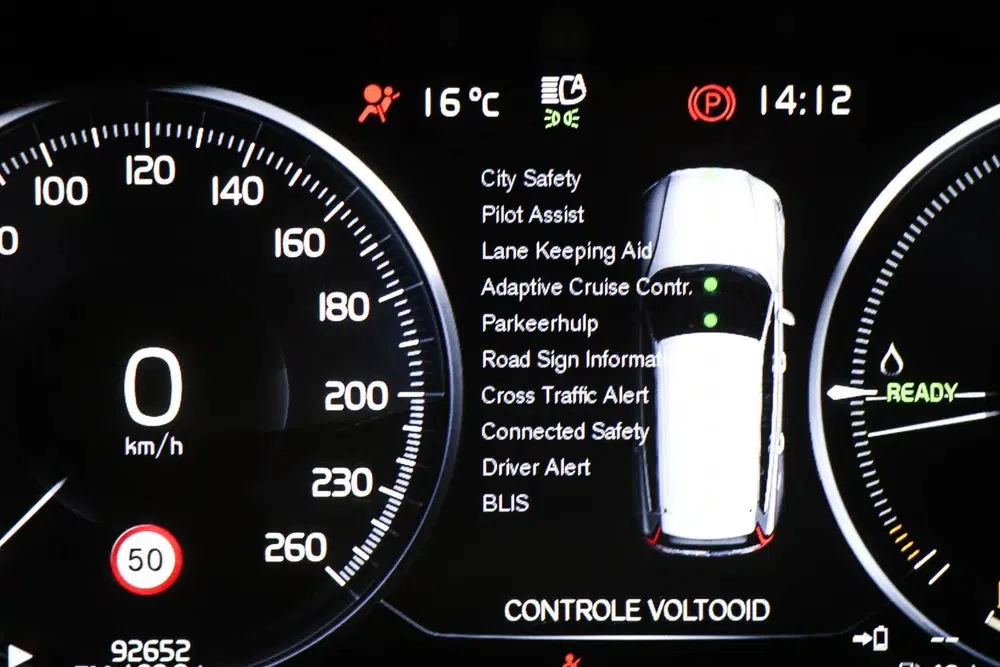 Volvo V60 2.0 T8 Twin Engine AWD Polestar Engineered uit 2020, foto 8