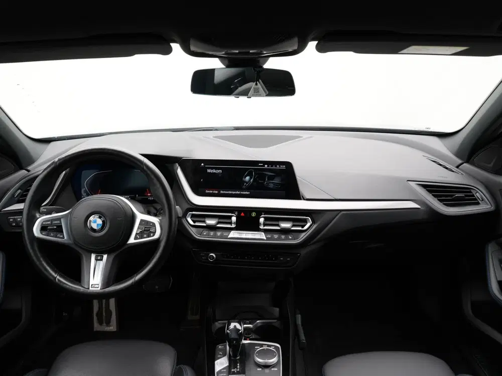 BMW 1-serie 118i Executive Edition M Sport (bj 2022) uit 2022, foto 12