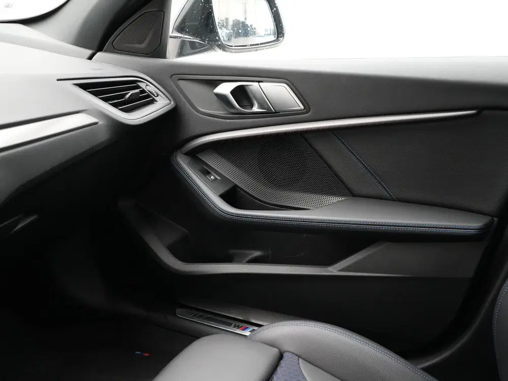 BMW 1-serie 118i Executive Edition M Sport (bj 2022) uit 2022, foto 14