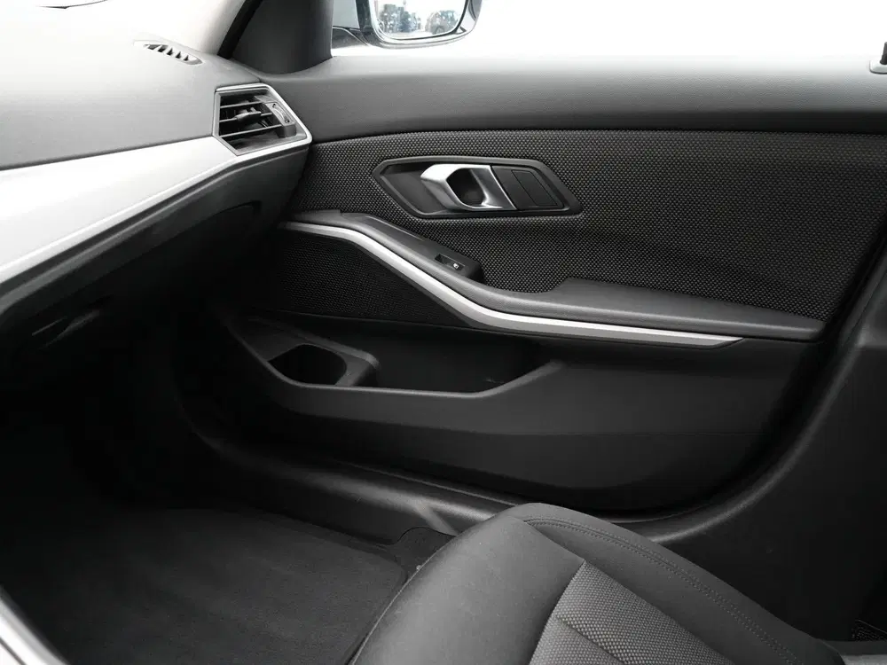 BMW 3-serie 320e Touring Accu conditie 96% (bj 2024) uit 2024, foto 14