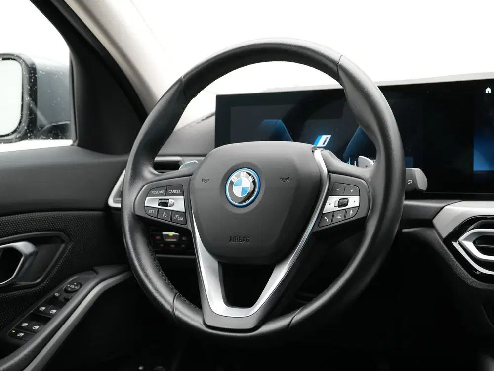 BMW 3-serie 320e Touring Accu conditie 96% (bj 2024) uit 2024, foto 2