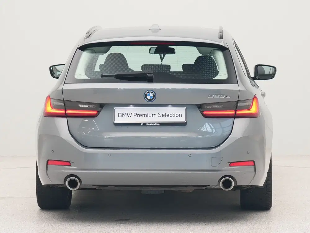 BMW 3-serie 320e Touring Accu conditie 96% (bj 2024) uit 2024, foto 9