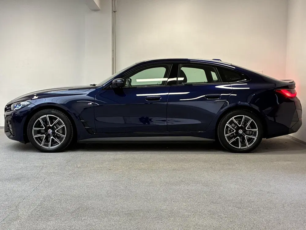 BMW i4 eDrive40 M-Sport 84 kWh uit 2022, foto 11