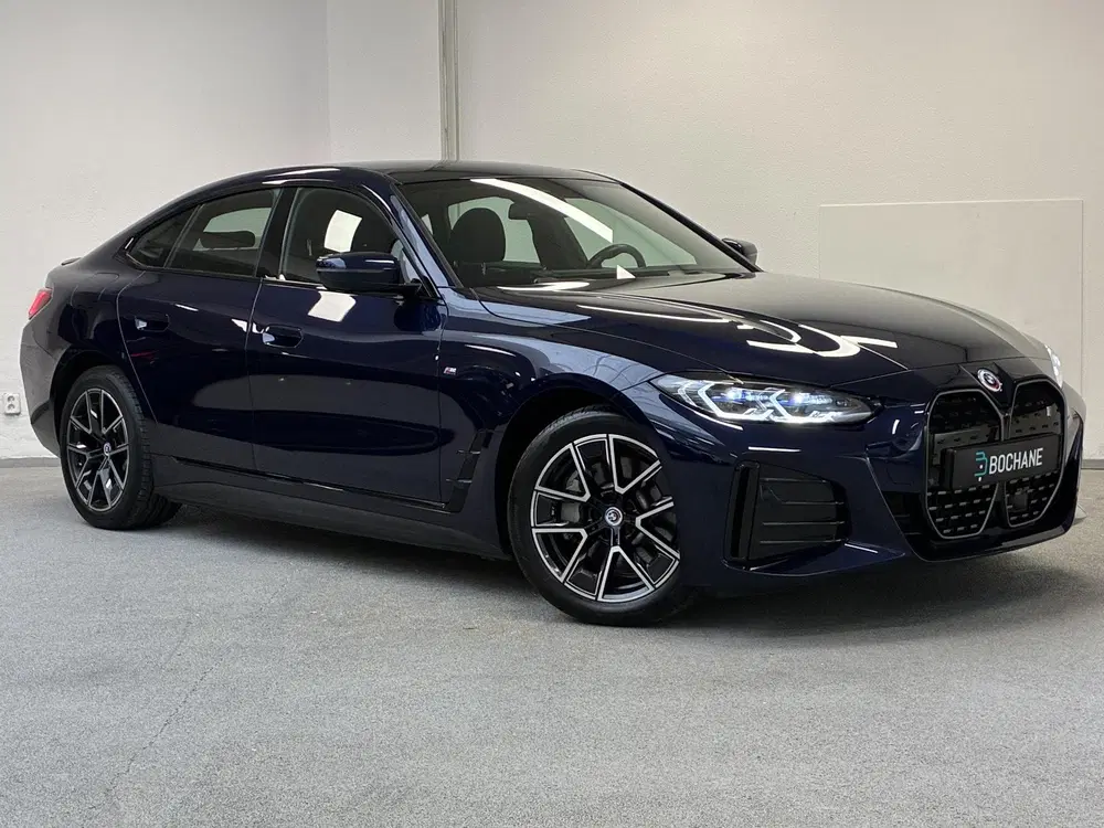 BMW i4 eDrive40 M-Sport 84 kWh uit 2022, foto 7