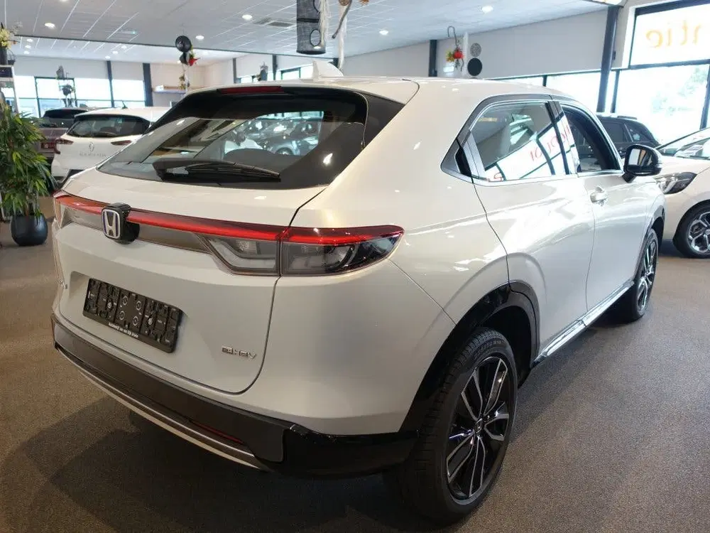 Honda HR-V 1.5 i-MMD 131pk CVT Advance 5235 km erop uit 2024, foto 3