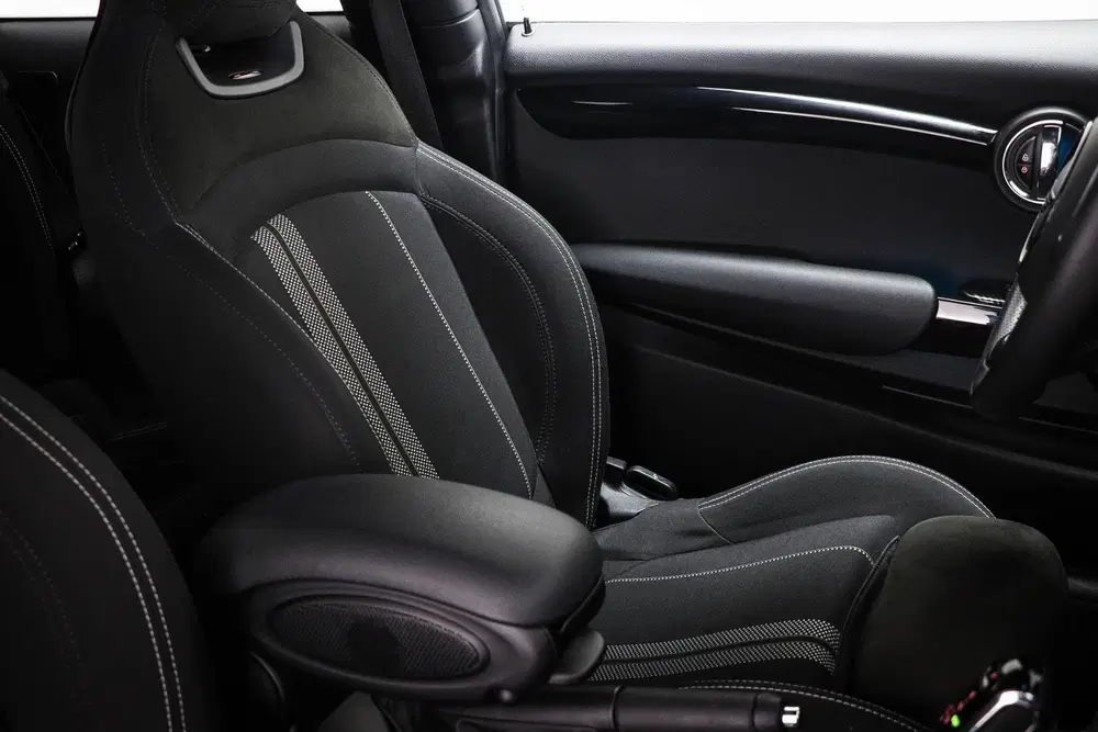 Mini Cooper 1.5 Cooper Camden Edition uit 2021, foto 11