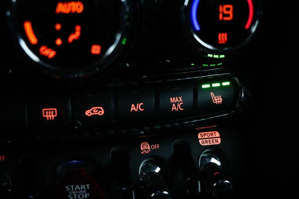 Mini Cooper 1.5 Cooper Camden Edition uit 2021, foto 7