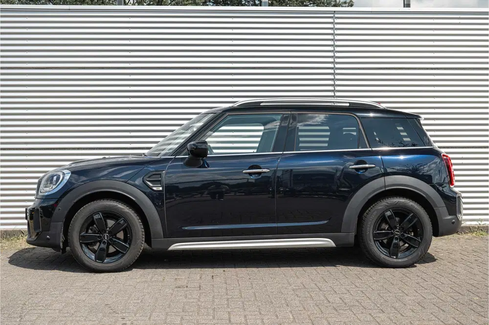 Mini Countryman Cooper Automaat uit 2021, foto 2
