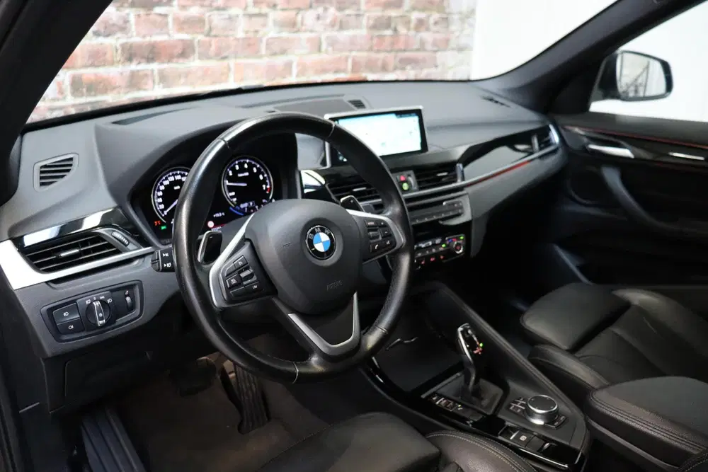 BMW X1 sDrive20i High Executive Sport Line Automa uit 2019, foto 14