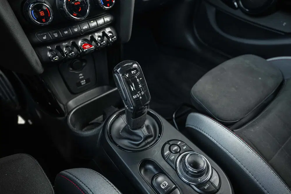 Mini Hatchback Cooper S John Cooper Works Automaat uit 2022, foto 10