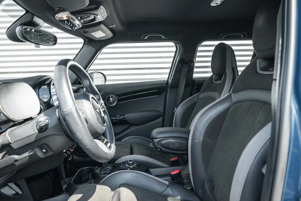 Mini Hatchback Cooper S John Cooper Works Automaat uit 2022, foto 3