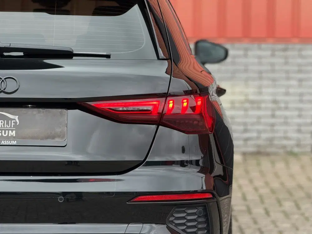 Audi A3 35 TFSI 3x S-Line Carplay PDC ACC DAB 19"R uit 2020, foto 14