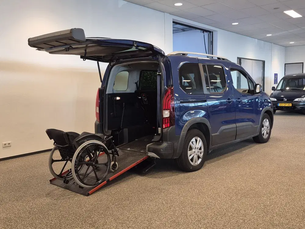 Peugeot Rifter L1 Rolstoelauto 3+1 of 5+0 incl. lier uit 2021, foto 11