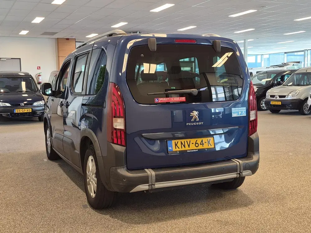 Peugeot Rifter L1 Rolstoelauto 3+1 of 5+0 incl. lier uit 2021, foto 13