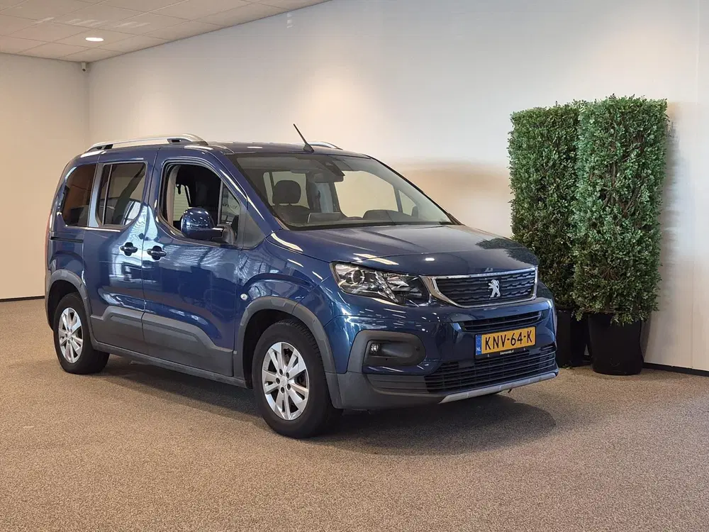 Peugeot Rifter L1 Rolstoelauto 3+1 of 5+0 incl. lier uit 2021, foto 14