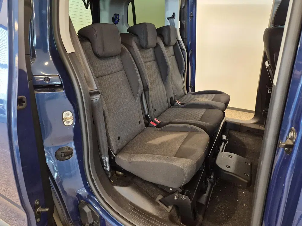 Peugeot Rifter L1 Rolstoelauto 3+1 of 5+0 incl. lier uit 2021, foto 6