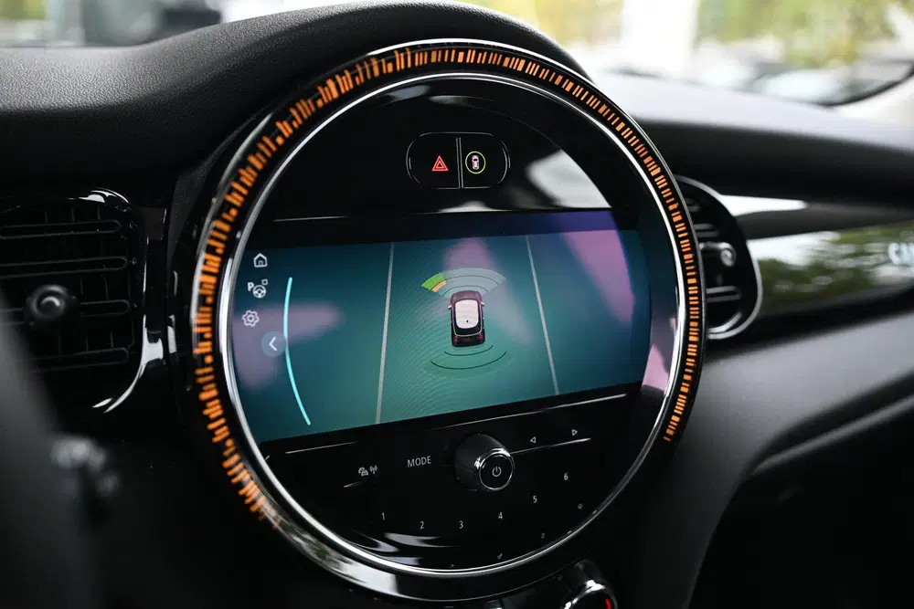 Mini Hatchback Cooper Camden Automaat uit 2023, foto 9