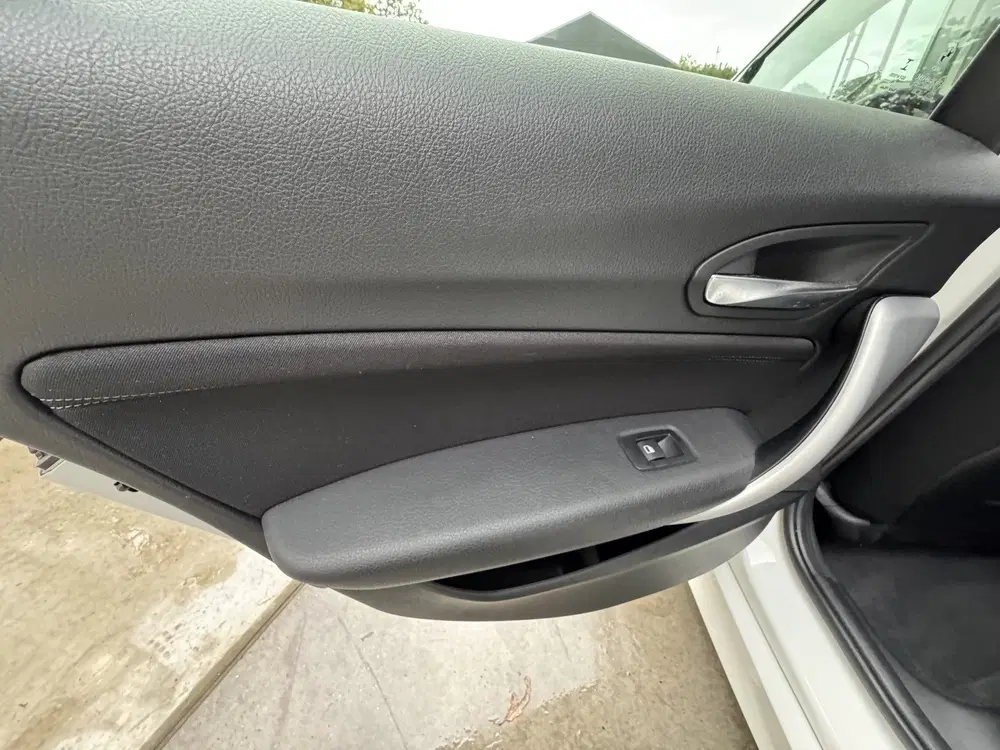 BMW 1-serie 118i 136pk Automaat Executive Sport line P uit 2019, foto 13