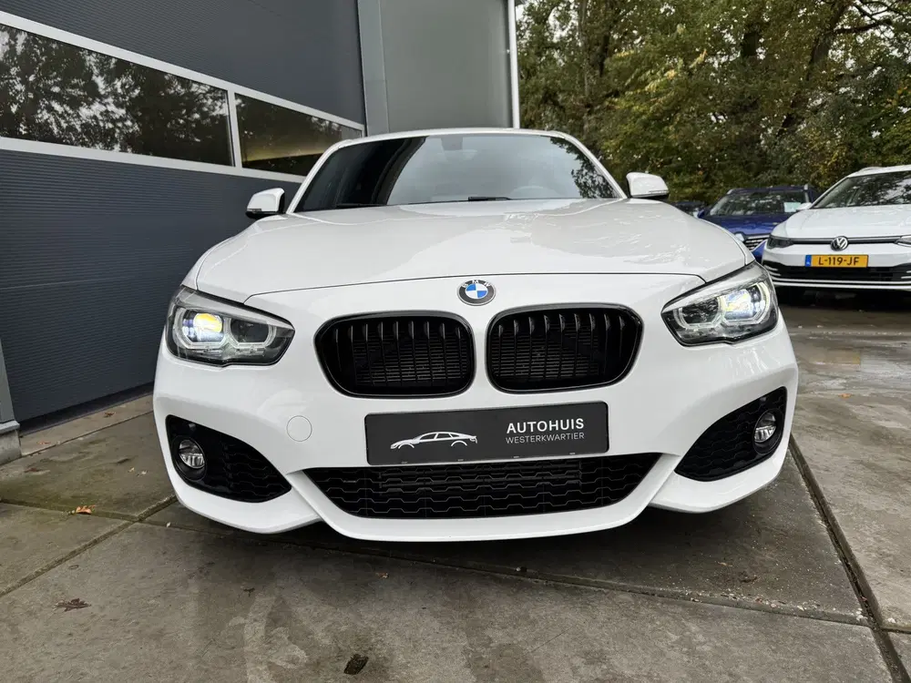 BMW 1-serie 118i 136pk Automaat Executive Sport line P uit 2019, foto 6