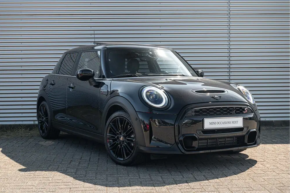 Mini Hatchback Cooper S Classic Automaat uit 2024, foto 12