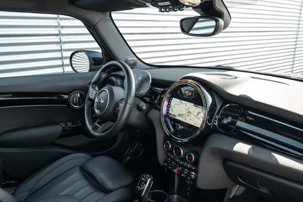 Mini Hatchback Cooper S Classic Automaat uit 2024, foto 14