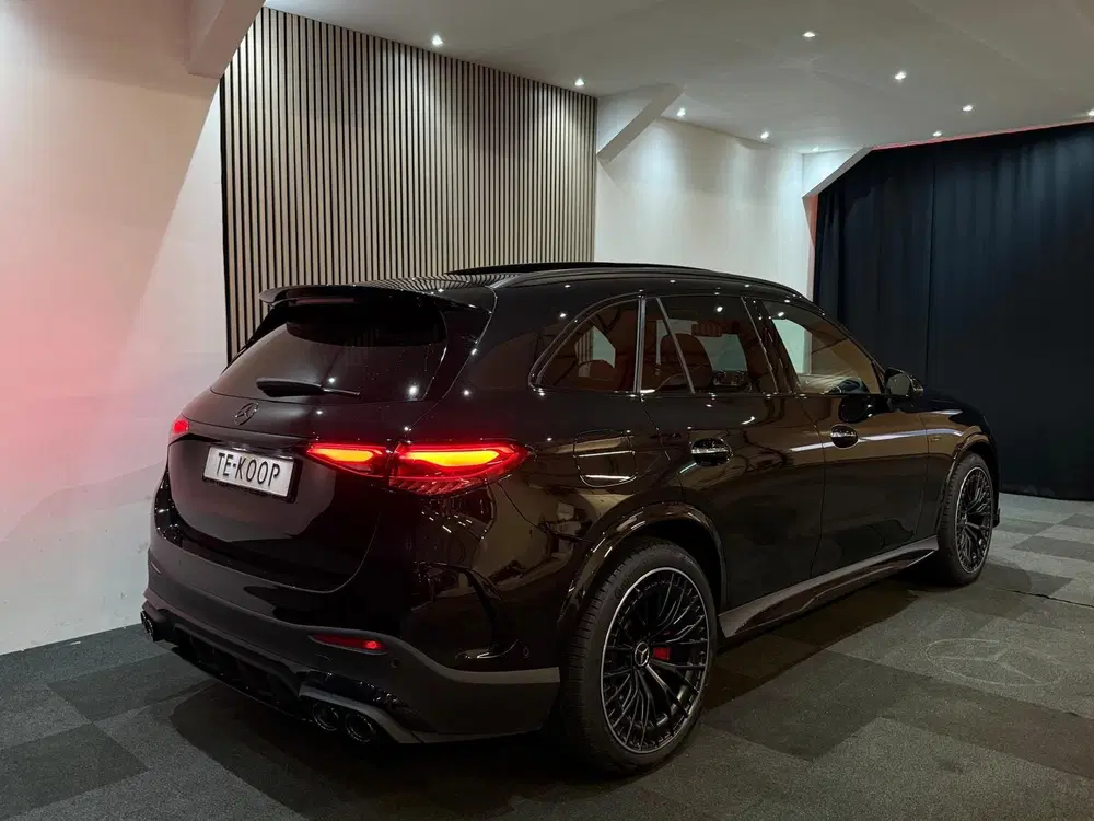 Mercedes-Benz GLC AMG 43 4MATIC 422pk EDITION-1 Pano uit 2024, foto 3