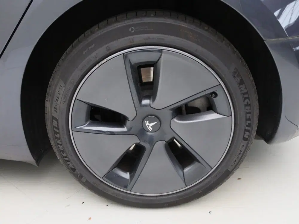 Tesla Model 3 Long-Range AWD 351pk 75 kWh 97.5% SoH UPGR uit 2023, foto 12
