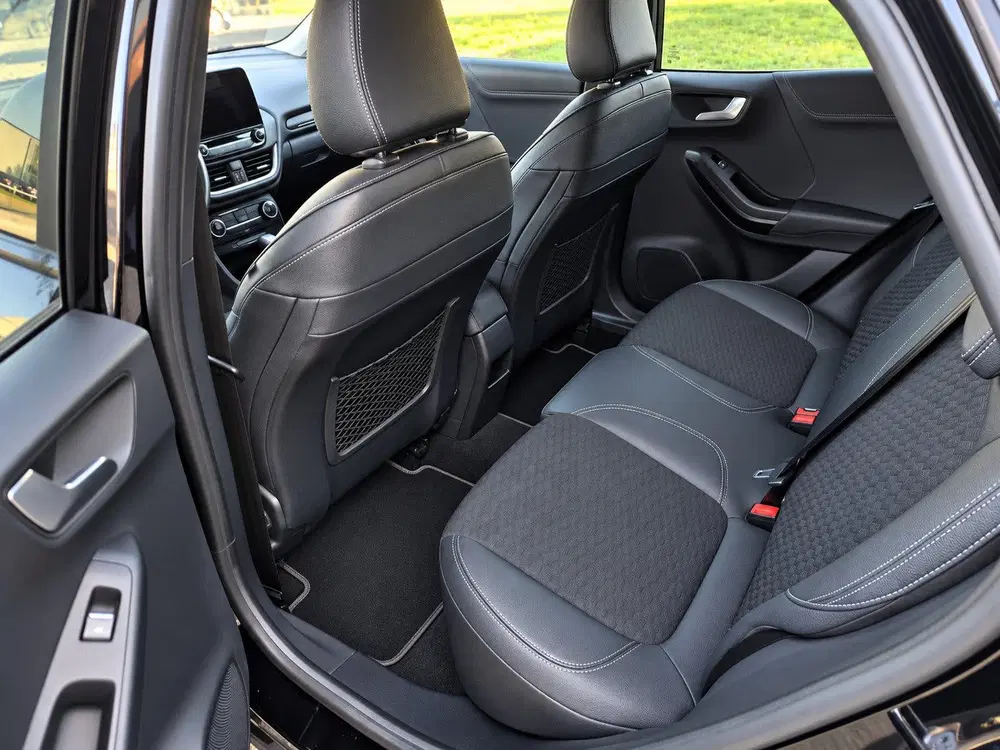 Ford Puma 1.0 EcoBoost Hybrid Titanium Camera Electr uit 2023, foto 12