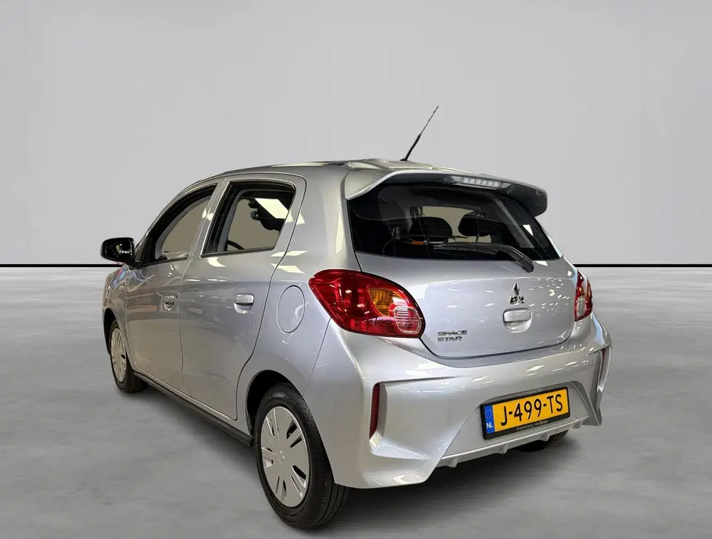 Mitsubishi Space Star 1.0 Cool+ uit 2020, foto 3