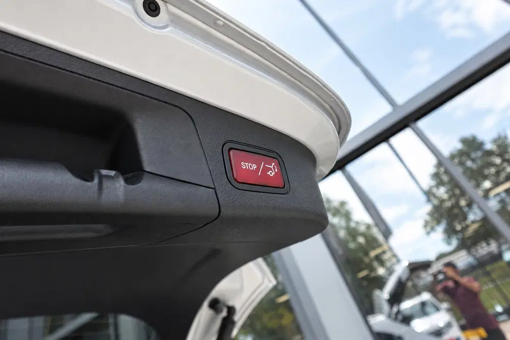 Mercedes-Benz GLA 220 d PANO KEYLESS SFEER uit 2023, foto 13