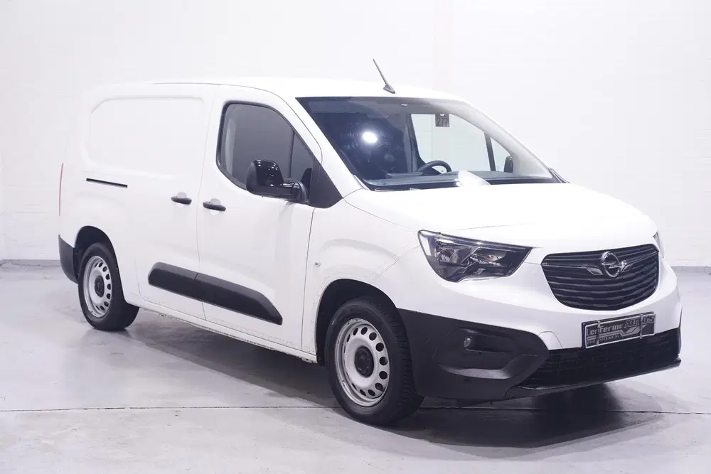 Opel Combo 1.5D 102 pk L2H1 Edition Airco uit 2021, foto 2