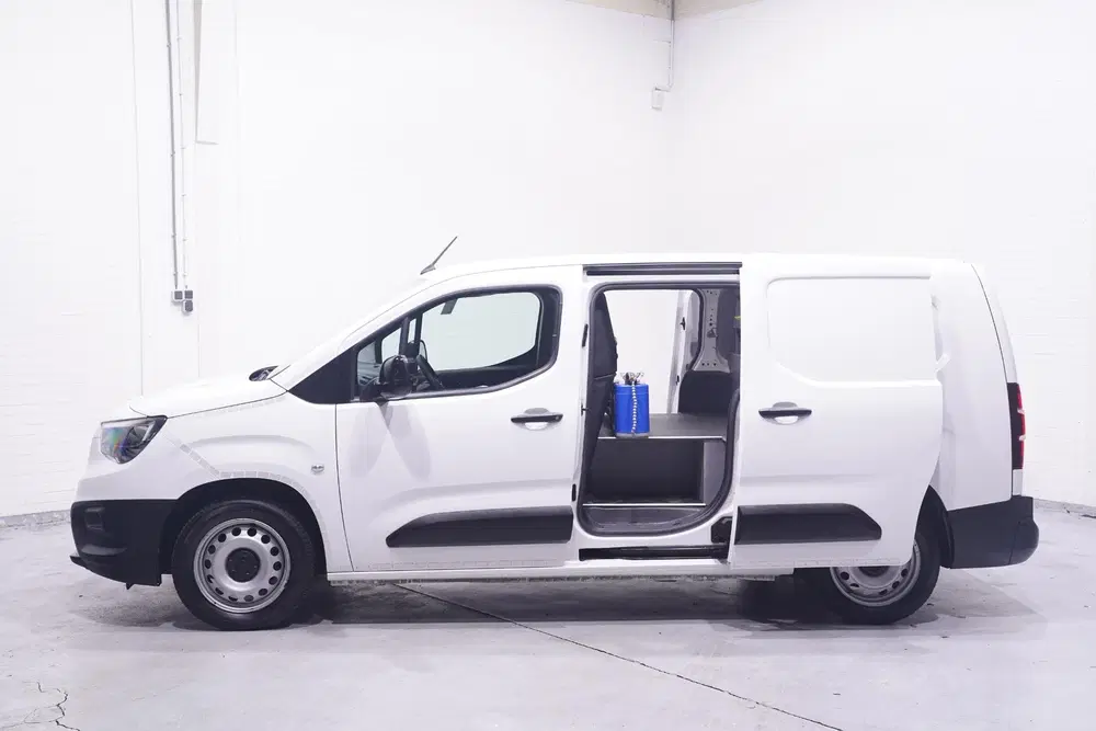 Opel Combo 1.5D 102 pk L2H1 Edition Airco uit 2021, foto 9